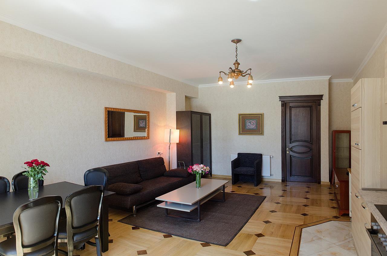 Tiflislux Apartment - Old City Philarmonic Екстериор снимка