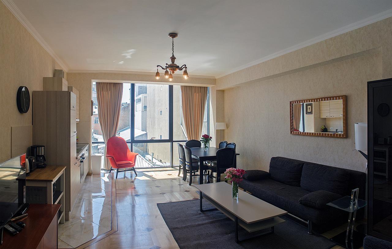 Tiflislux Apartment - Old City Philarmonic Екстериор снимка