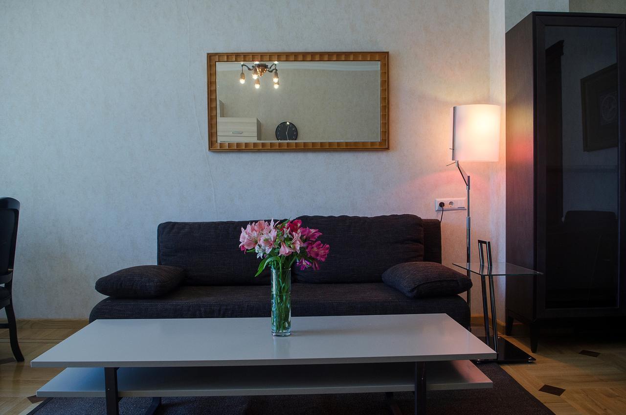 Tiflislux Apartment - Old City Philarmonic Екстериор снимка
